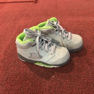 Air jordan retro 5 green bean